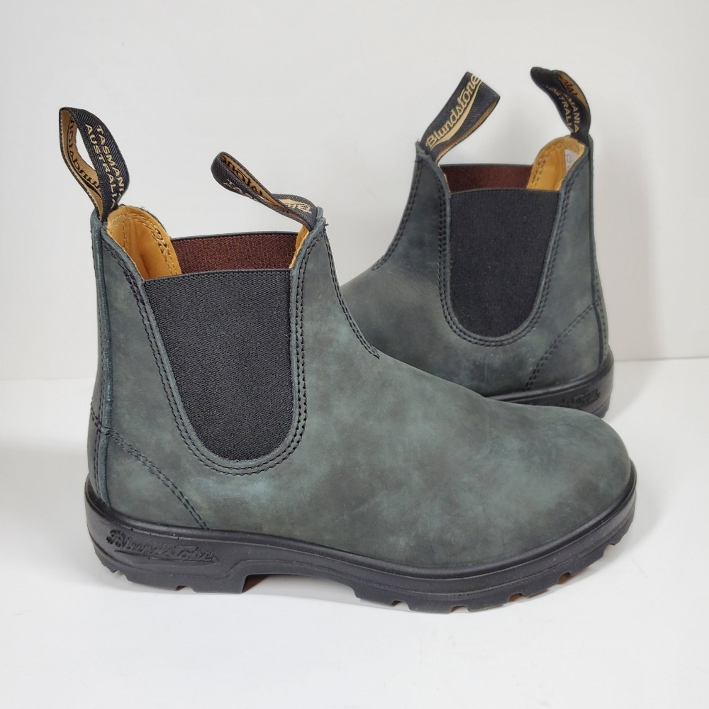 New Blundstone 587 Rustic Black Chelsea Boots